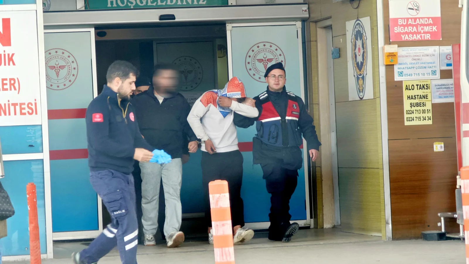 İnegöl'de hırsızlık suçundan aranan 2 şüpheli yakalandı