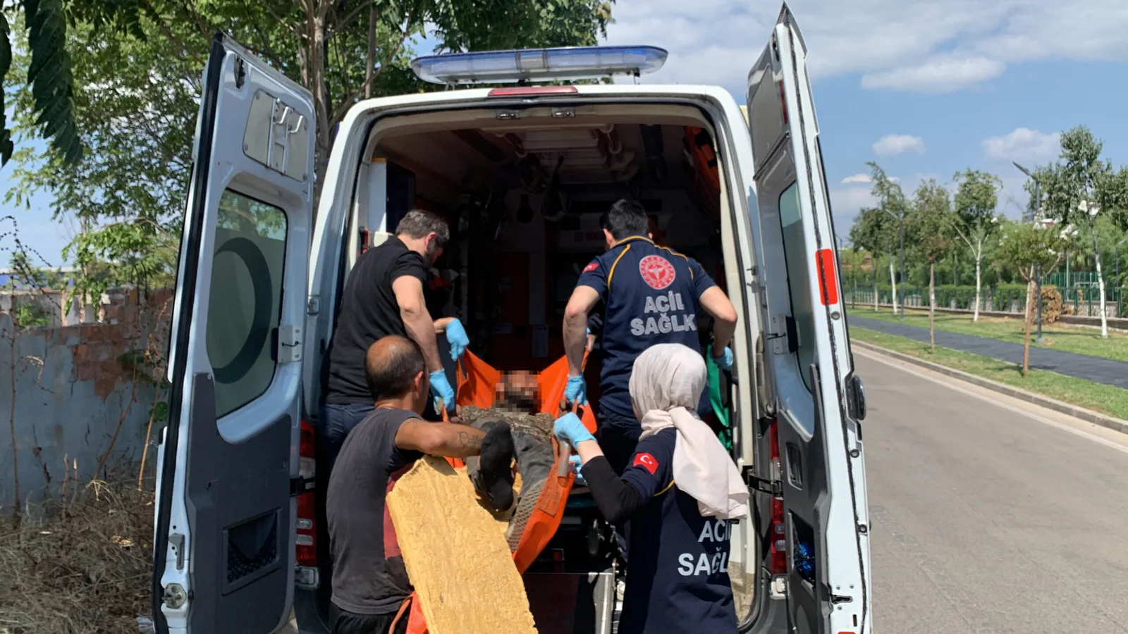 Silahlı kavgada 1 kişi yaralandı