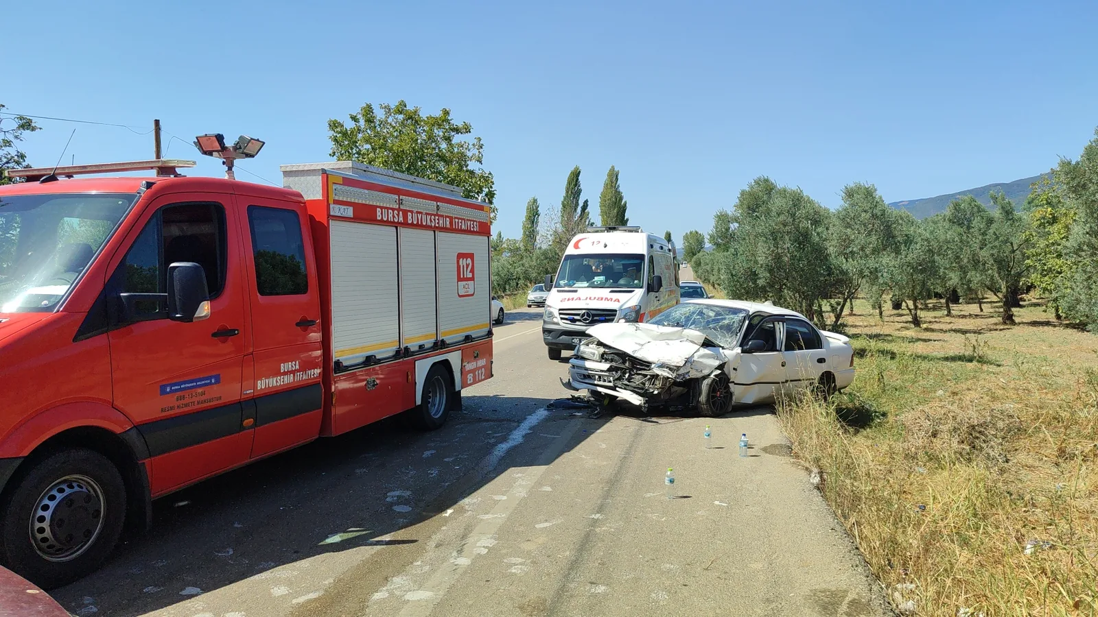 İki otomobilin çarpıştığı kazada 6 kişi yaralandı