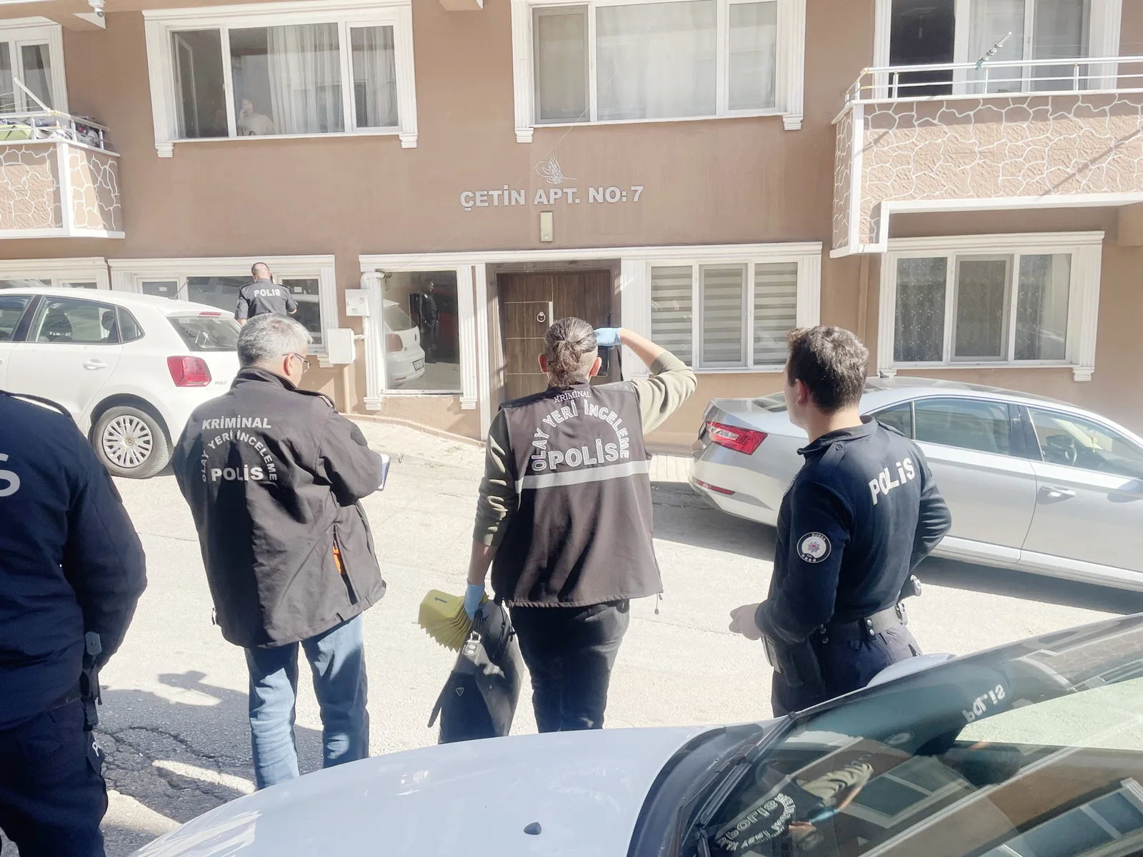 Boşanma aşamasındaki eşi tarafından vurulan kadın öldü