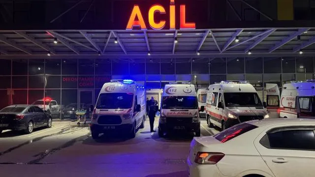 Gübre çukuruna düşen 3 kişiden 2'si öldü