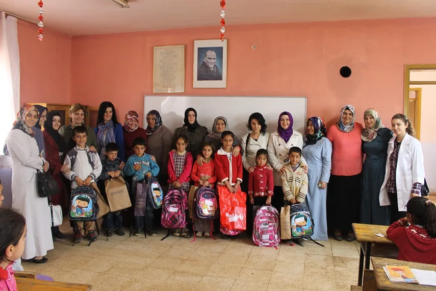 NİLKADER çocukları sevindirdi
