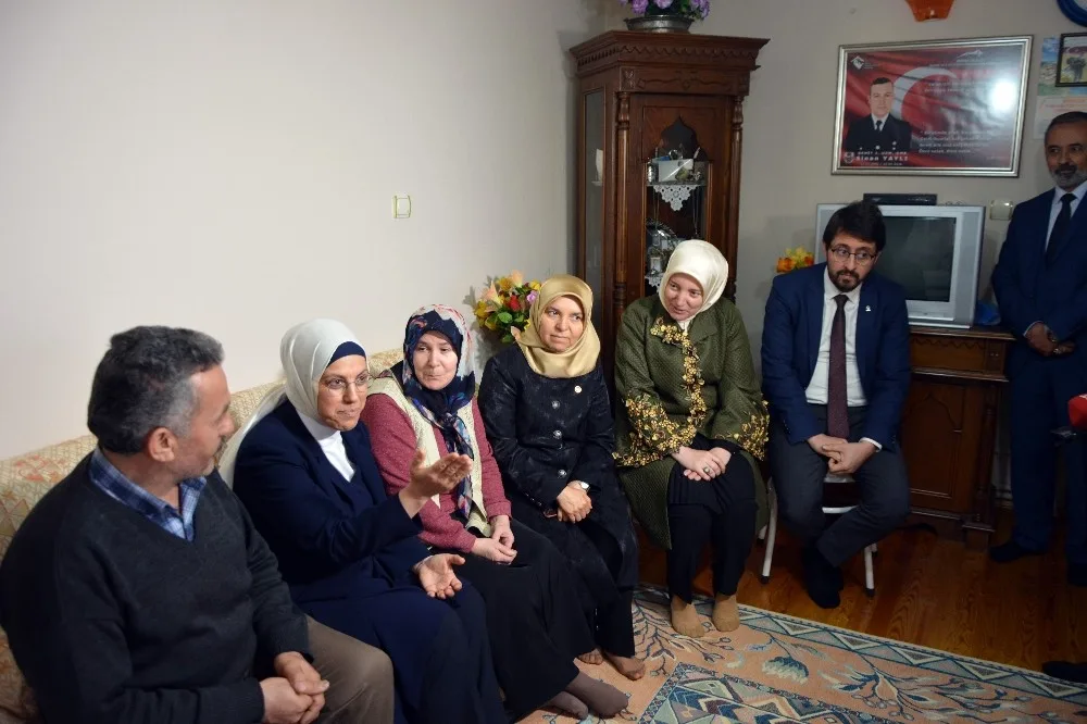 Ak Parti Genel Başkan Yardımcısı Kandan Şehit Ailesine Ziyaret