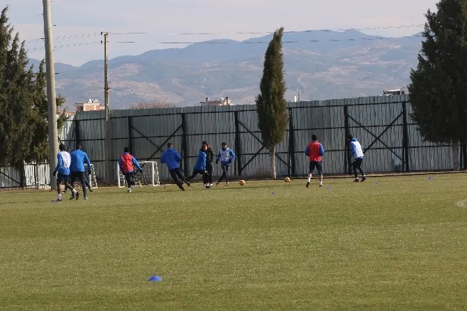 Akhisar Belediyespor İyi Başlamak İstiyor