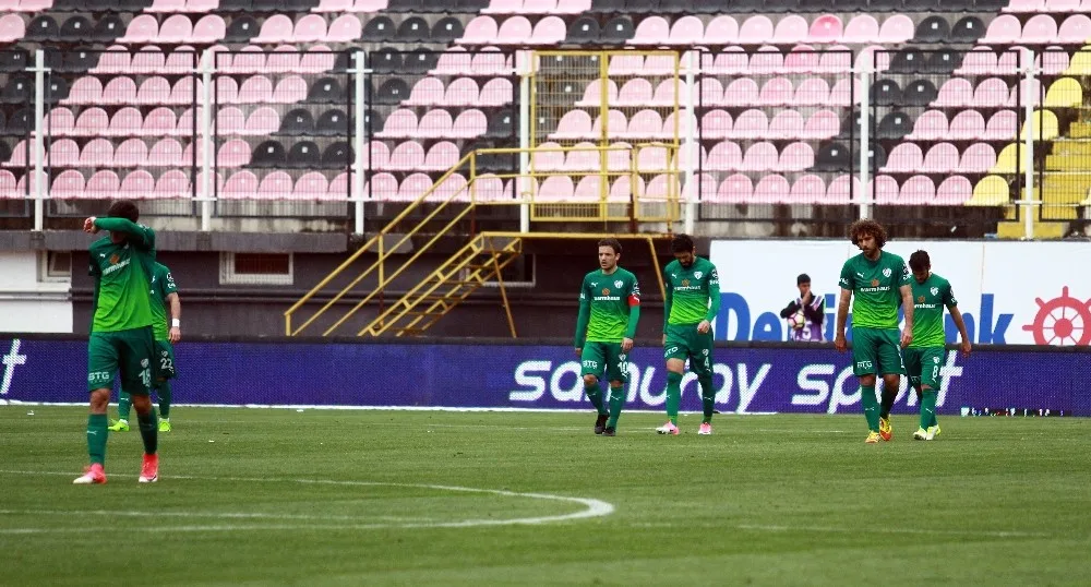 Akhisardan Bursaspora Son 3 Maçta 12 Gol
