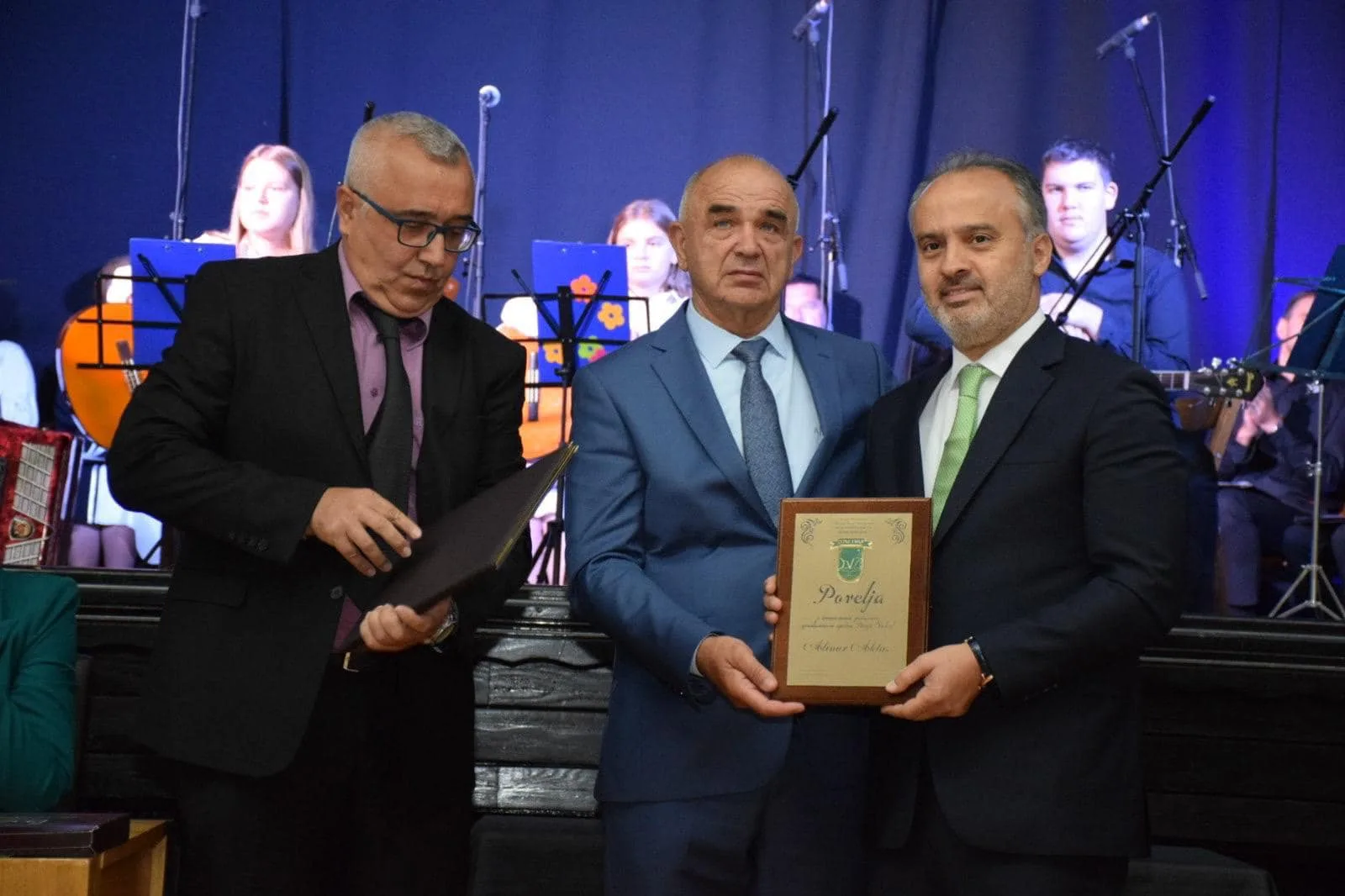 Gönül coğrafyası Alinur Aktaş’ı unutmadı