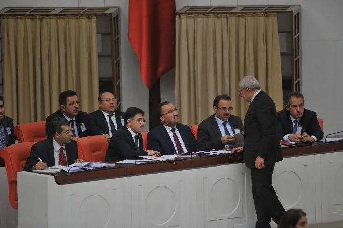 Anayasa Değişiklik Teklifinin 6. Maddesi Kabul Edildi