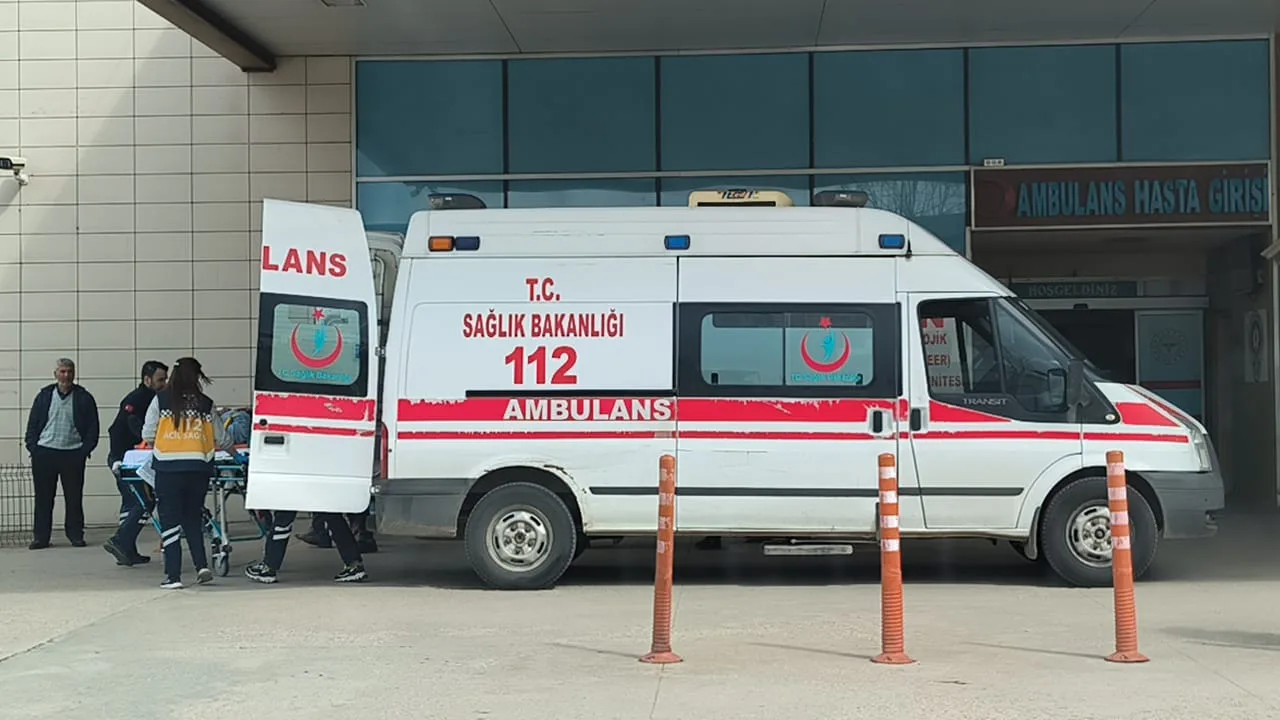 Motosiklet sürücüsü ölümden döndü