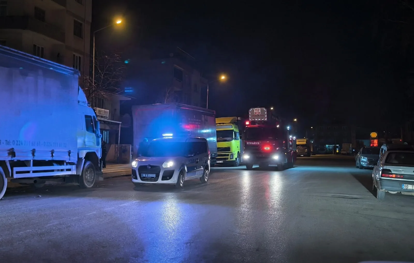 Trafo aniden alev aldı