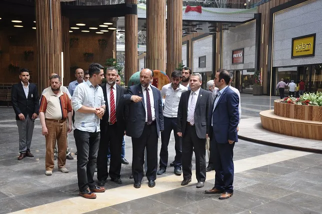 “Müslüman kilise, sinegog açamaz”
