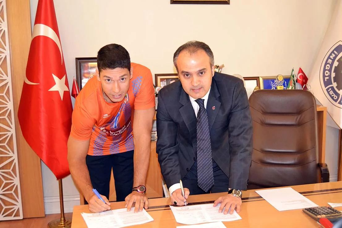 Ashlei Nemer Belediyespor'da