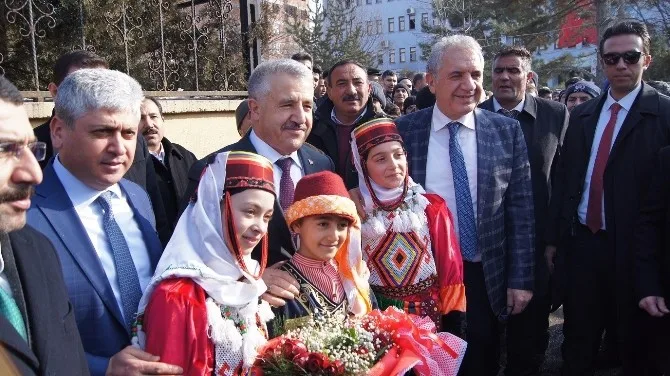 Bakan Arslan Kağızmanda