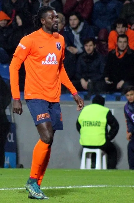 Başakşehirde Adebayor Coşkusu