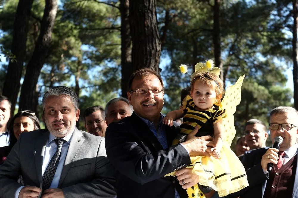 Başbakan Yardımcısı Çavuşoğlu: “Birileri Varsın Çıldırsın”