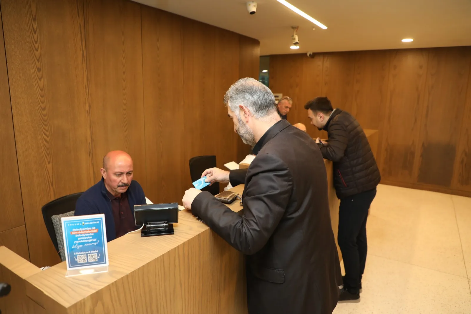 Vezneler hafta sonu açık olacak