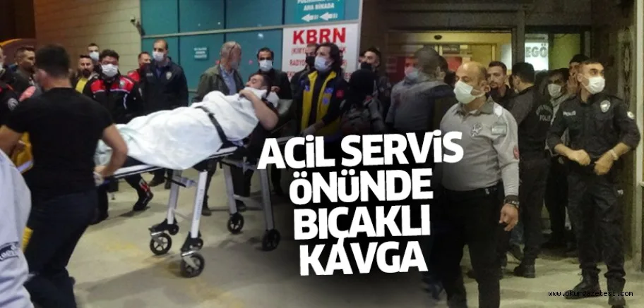 Bıçakların konuştuğu kavgada 4 kişi yaralandı Hastane önü karıştı