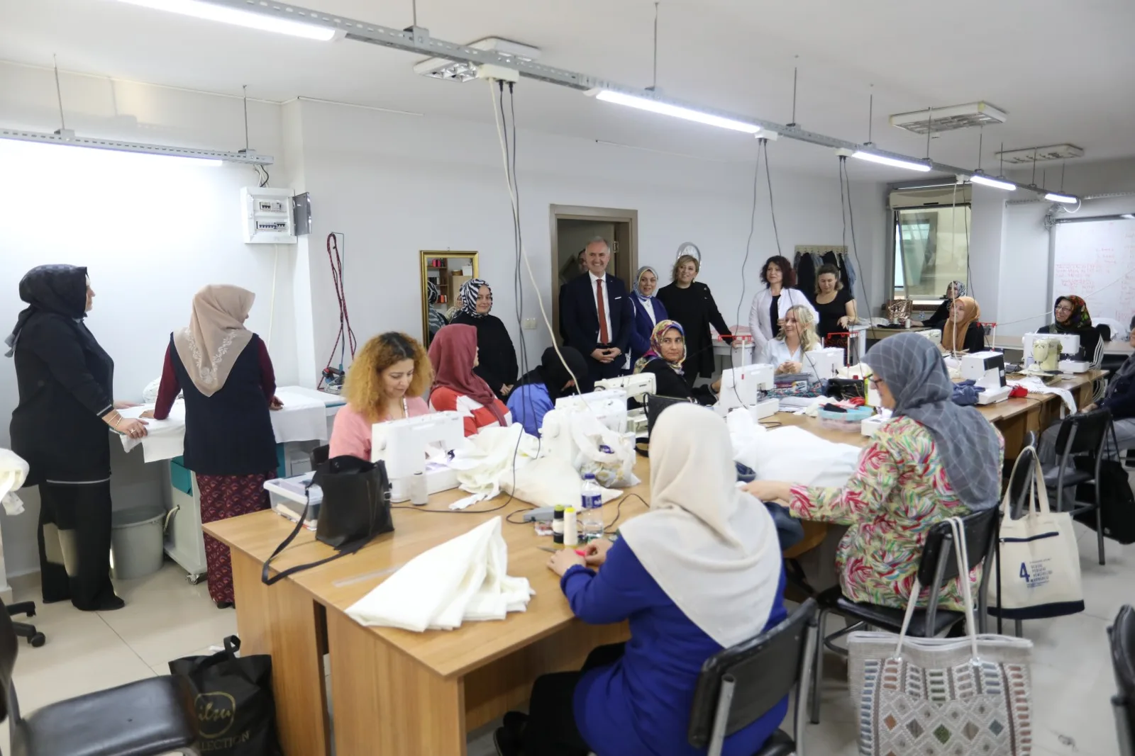 BAŞKAN TABAN’DAN İNESMEK KURSİYERLERİNE ZİYARET