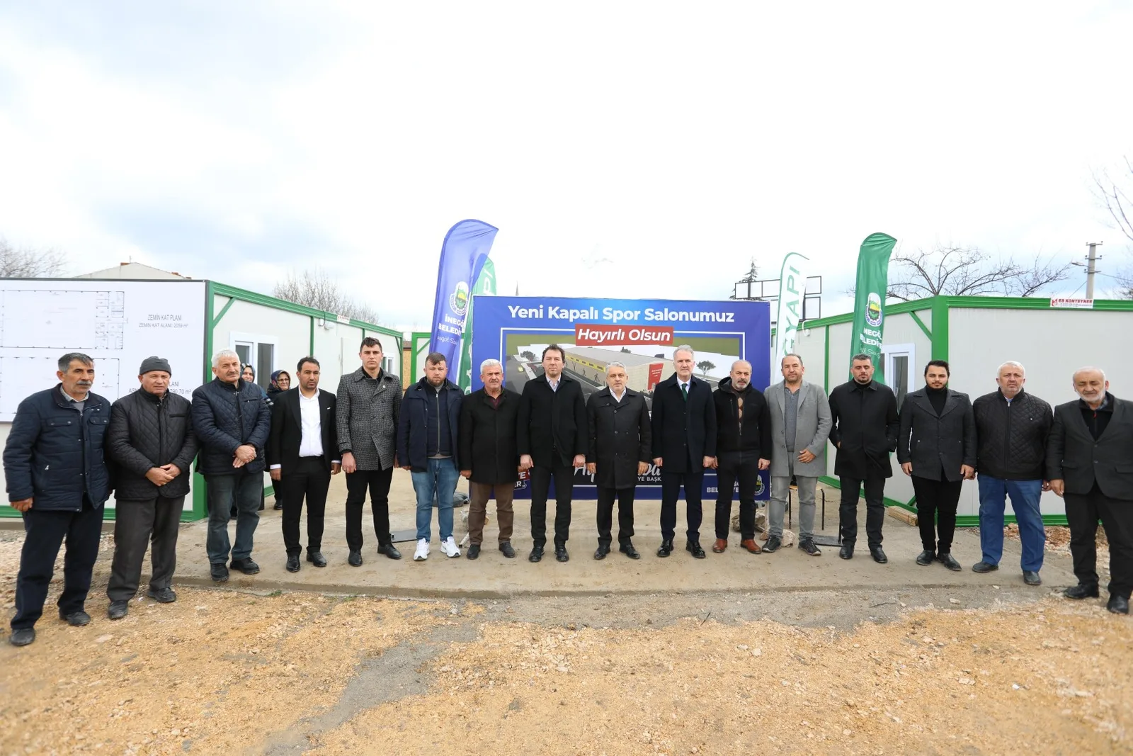 AKHİSAR SPOR SALONUNUN YAPIMINA BAŞLANDI