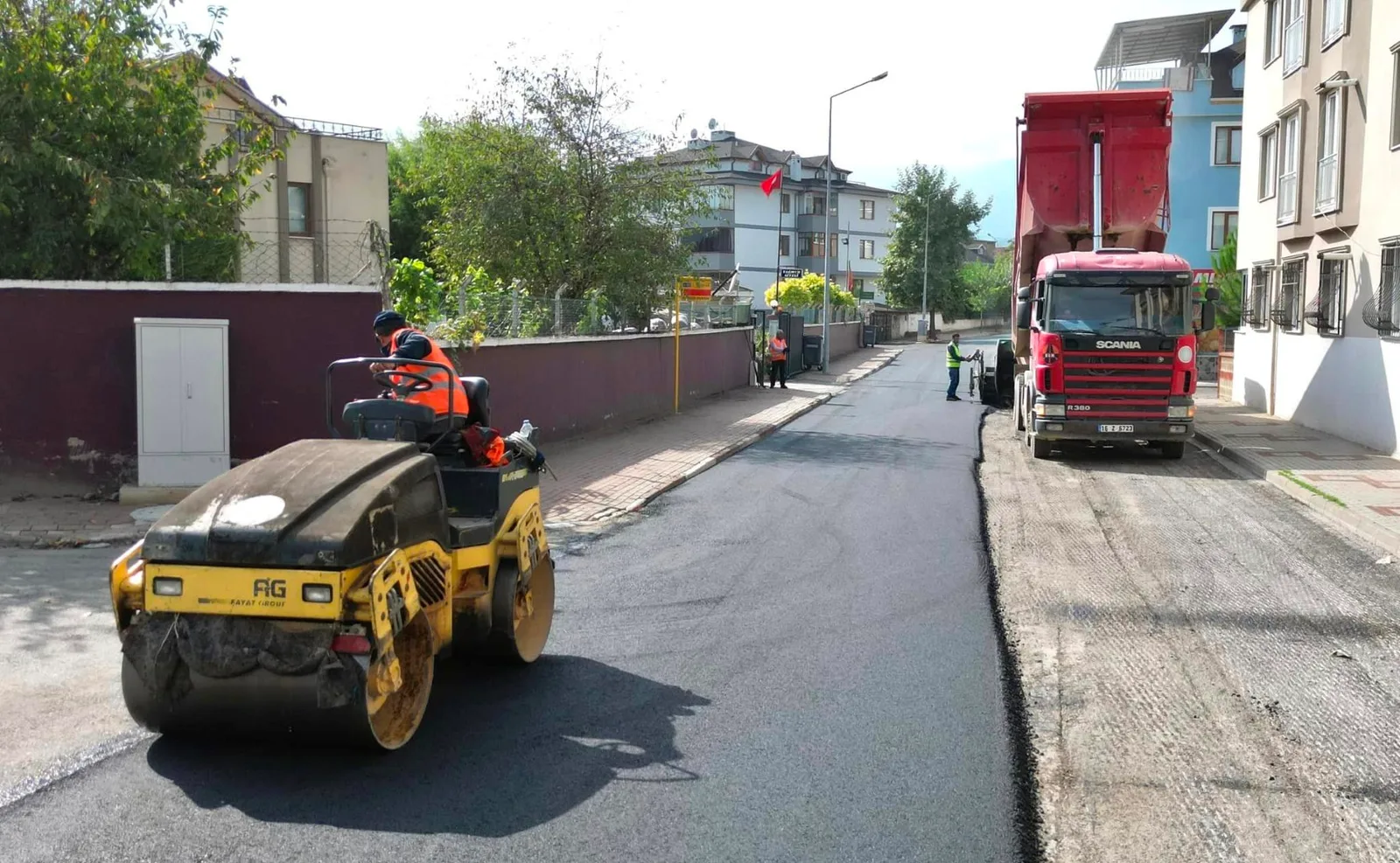 Asfalt Çalışmaları Hamidiye Mahallesinden Devam Ediyor