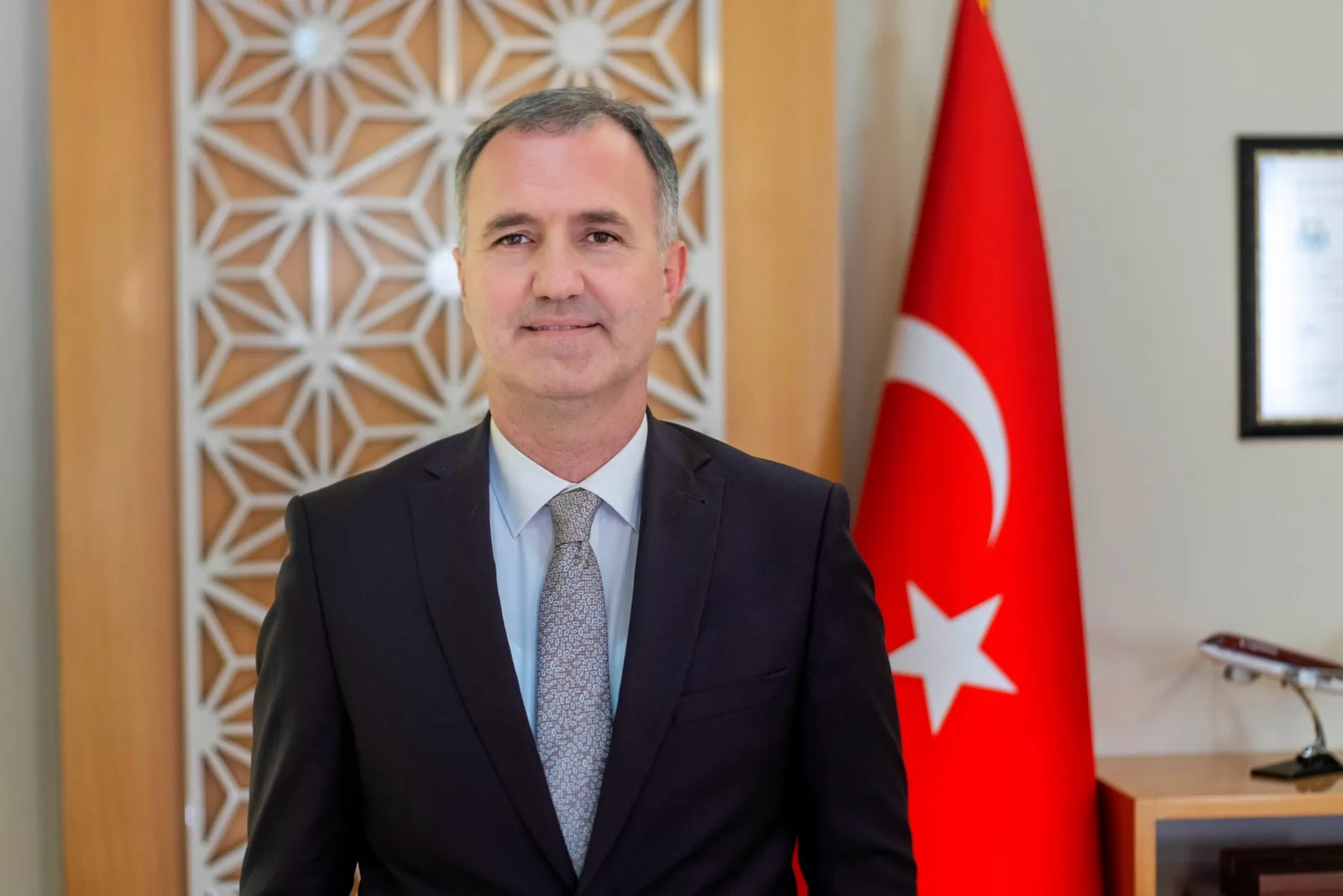 “MİRAÇ KANDİLİNİN DEVLETİMİZİN VE MİLLETİMİZİN YÜKSELİŞİNİN HABERCİSİ OLMASINI DİLİYORUM”