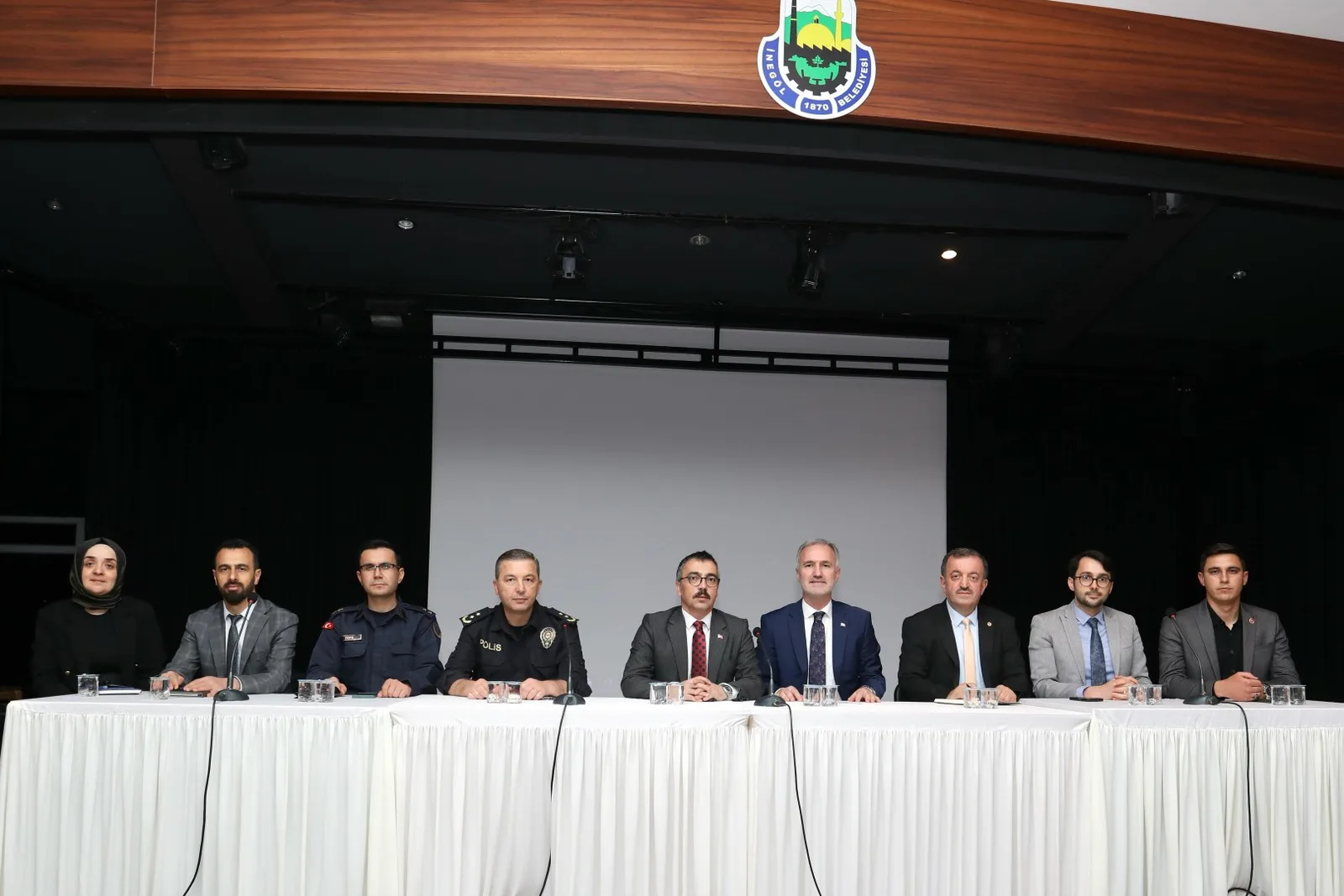 MUHTARLARLA YENİ DÖNEMİN İLK TOPLANTISI YAPILDI