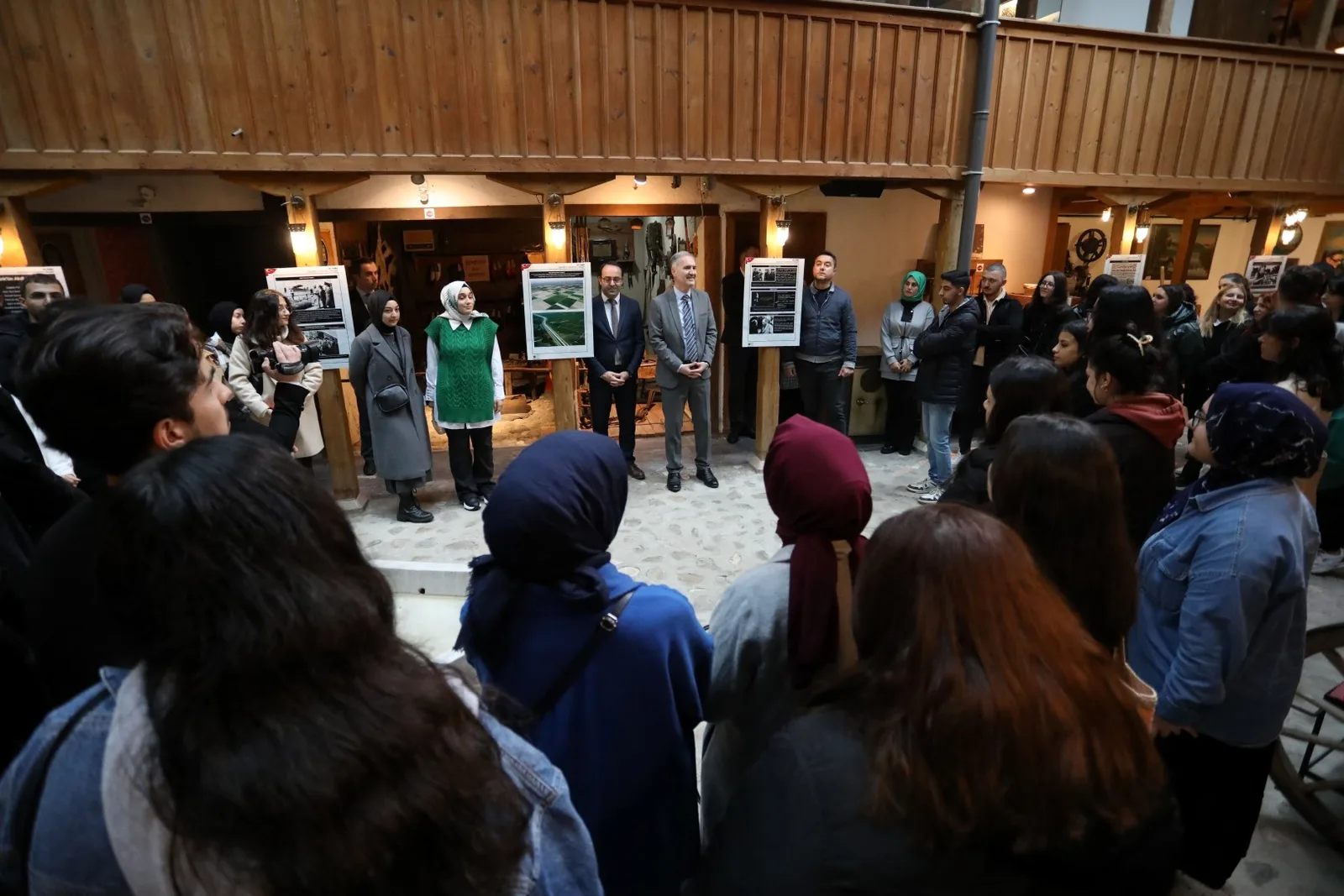 ÜNİVERSİTE ÖĞRENCİLERİ İNEGÖL’Ü TANIYOR