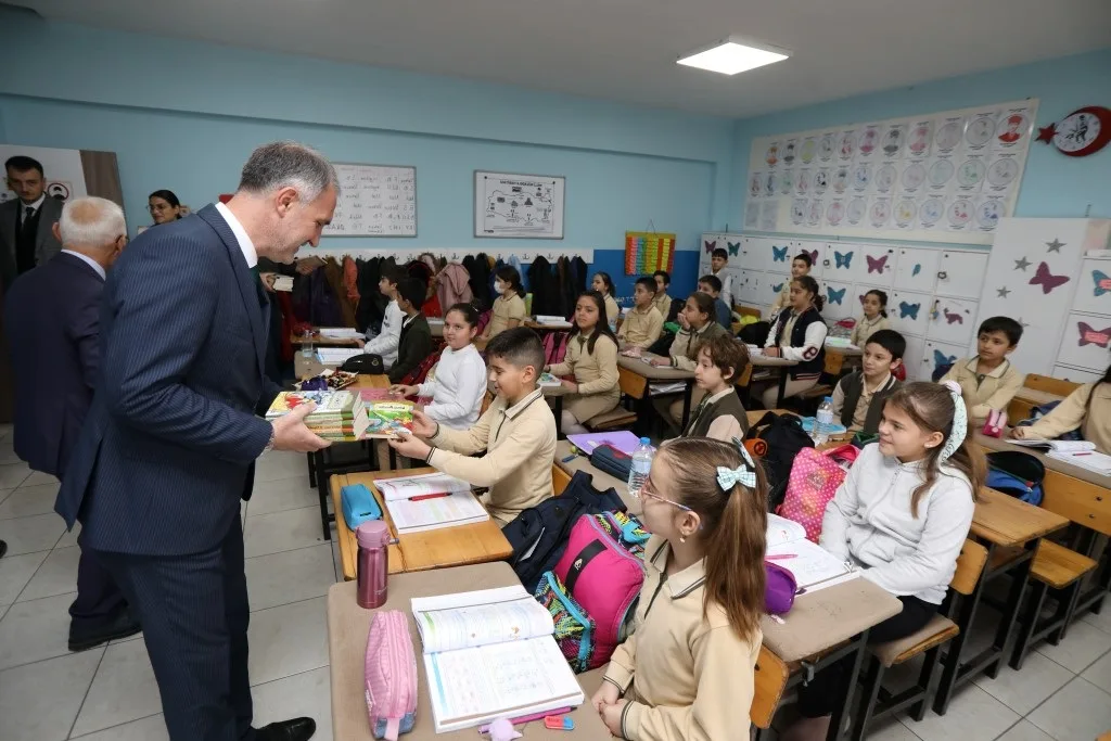 Bir küçük kapakla kocaman mutluluklara vesile oldular