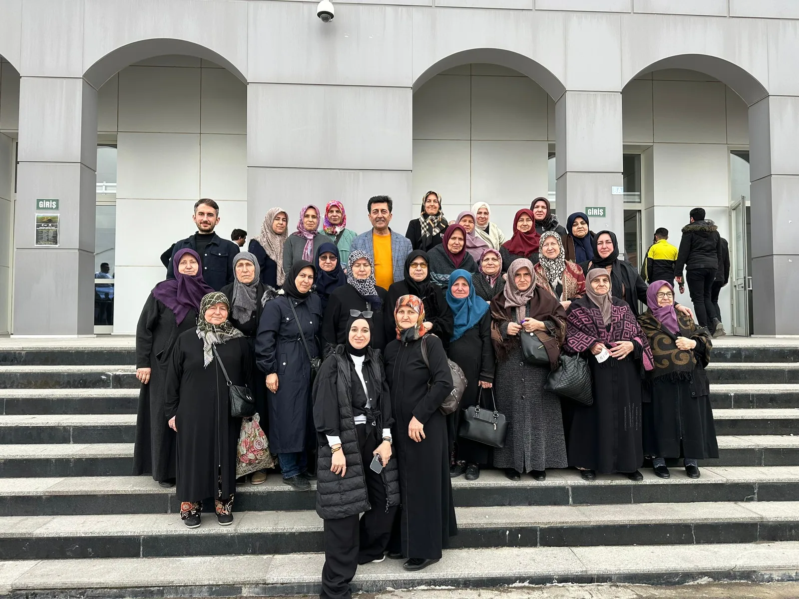 İNEGÖLLÜ KADIN ÇİFTÇİLER KONYA TARIM FUARINI GEZDİ