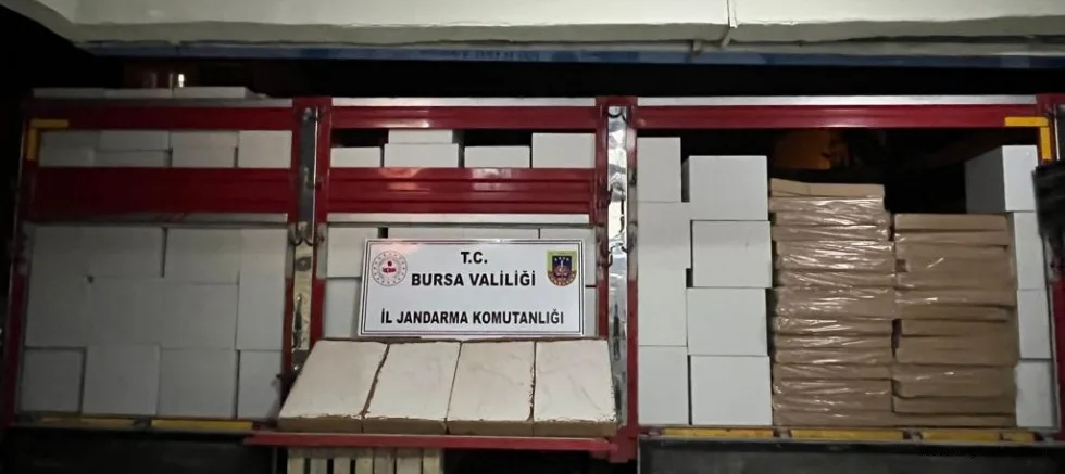 Bursa'da kaçak sigara operasyonunda 1 şüpheli tutuklandı