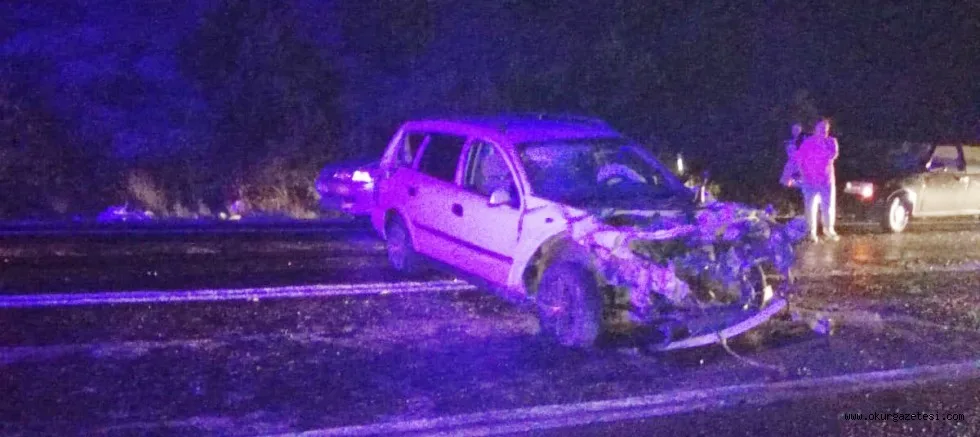 Bursa'da kamyonet ile otomobilin çarpışması sonucu 1 kişi öldü