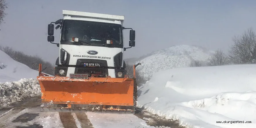 Bursa'da kar nedeniyle kapanan 276 mahallenin yolu açıldı
