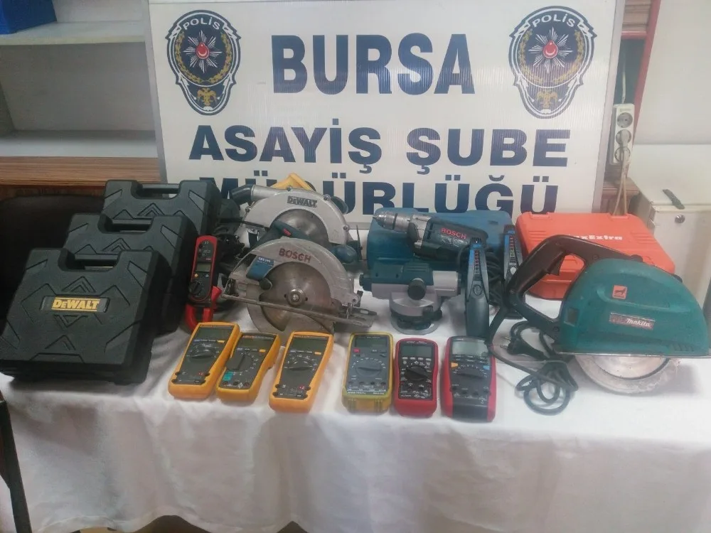 Bursada Hırsızların Yeni Gözdeleri Otomobiller