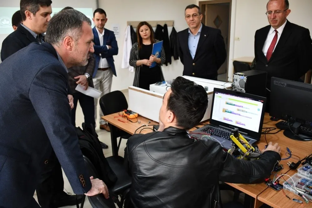 Bursada Teknoloji Uzmanları Yetişiyor