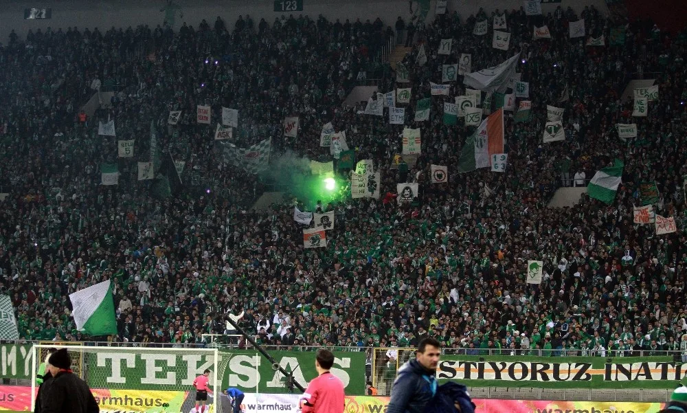 Bursaspor - Fenerbahçe Maçının Biletleri Satışa Çıkıyor