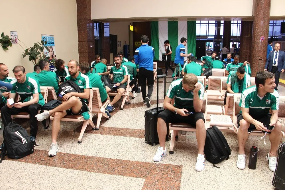 Bursaspor Kafilesi Orduya Gitti