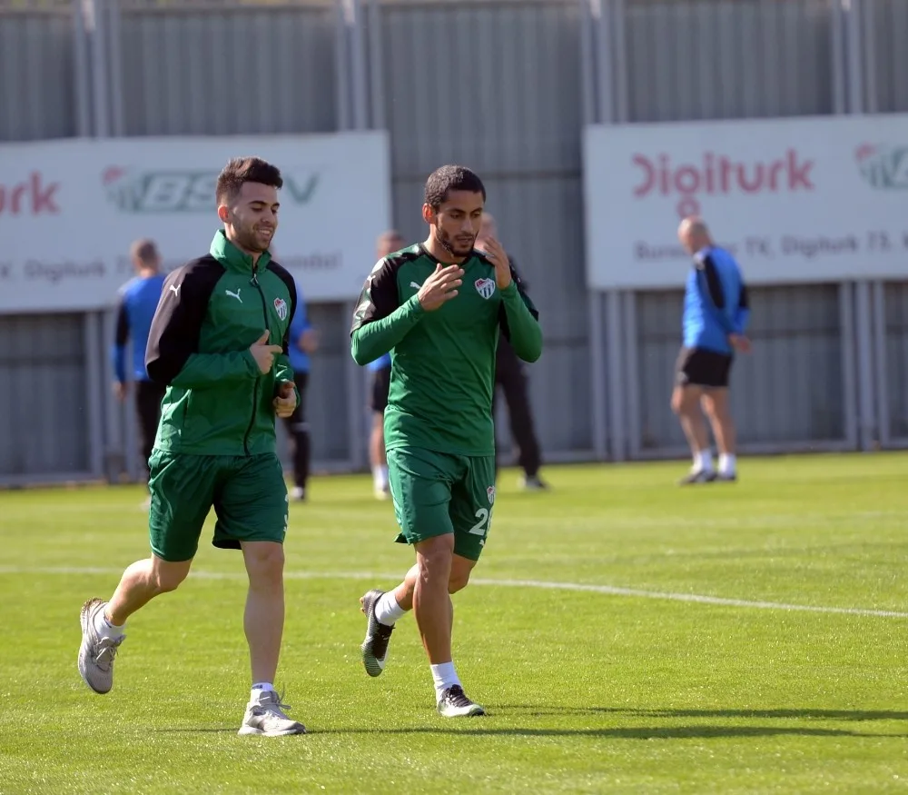 Bursasporda Emre Taşdemir Sevinci