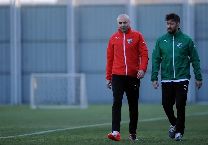 Bursasporda Fenerbahçe Maçı Hazırlıkları Sürüyor
