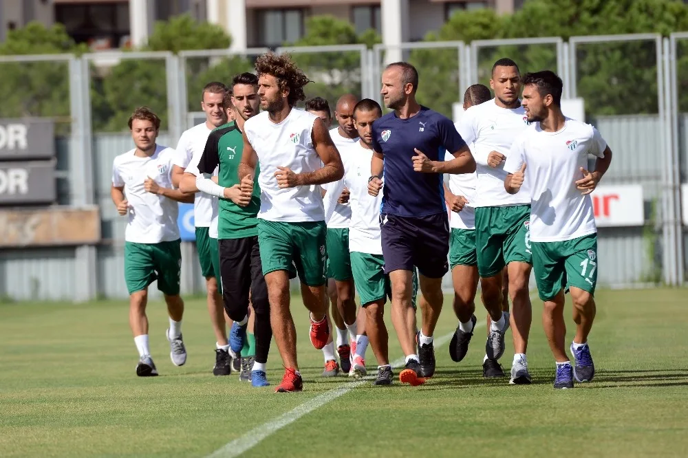 Bursasporda Galatasaray Mesaisi Başladı