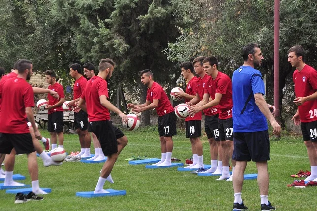 Hazırlık kampında ilk 11 şekilleniyor