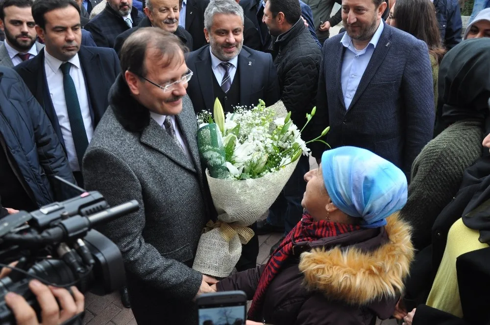 Çavuşoğlu: Ak Parti Sendelerse Türkiye Sendeler