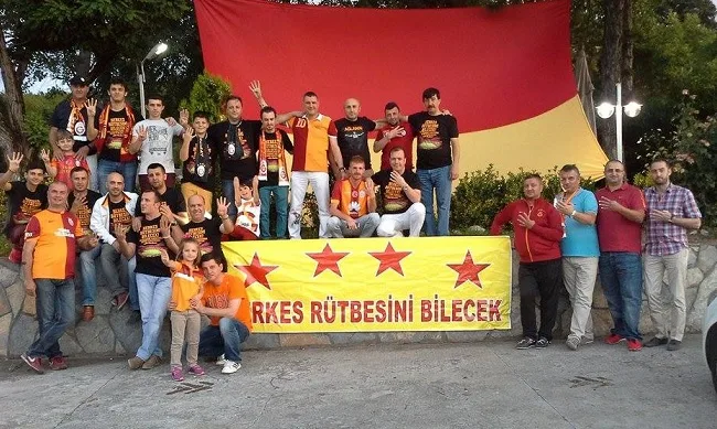 İnegöllü Cimbomlulardan renkli iftar