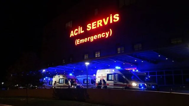 Kardeşler arasında çıkan silahlı kavgada anne yaralandı