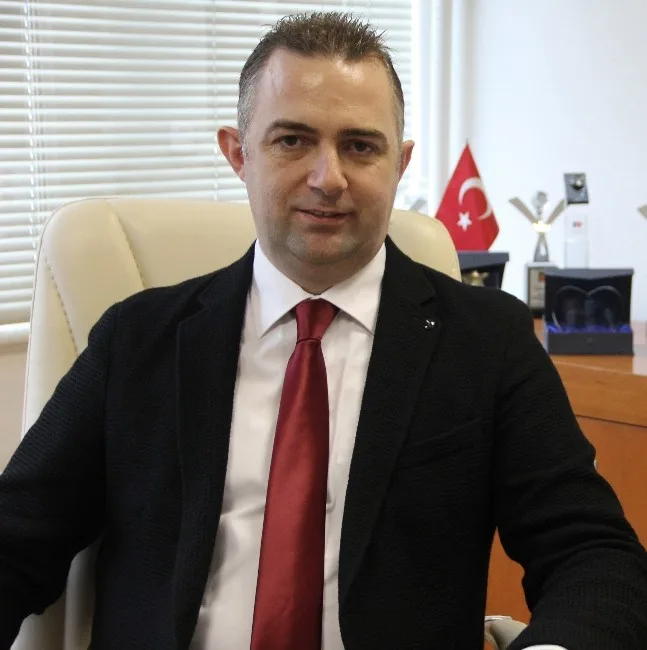 Cumhur Akbulut: Hak Kaybına Uğramamak İçin Vekille Çalışılmalı”