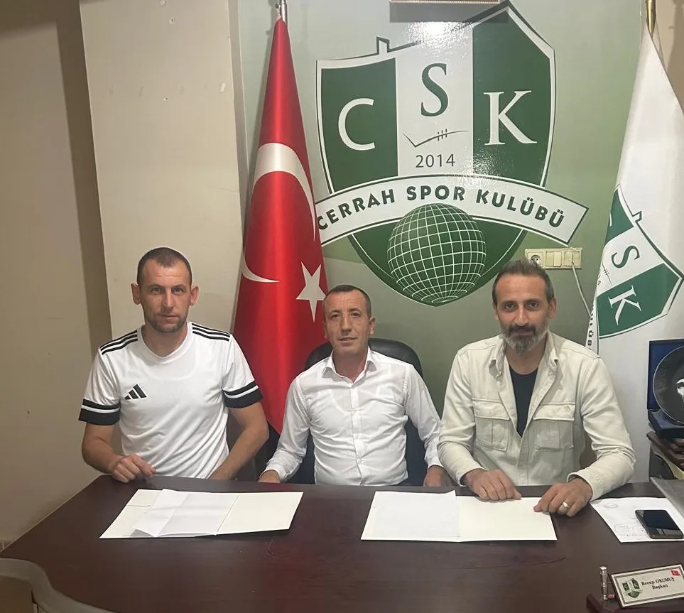 Cerrah Spor’da yeni sezon için imzaları attı
