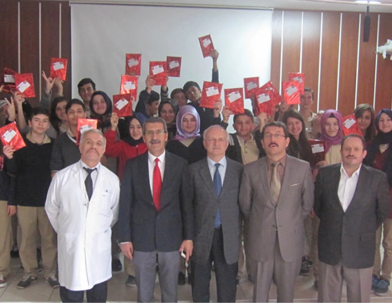 Sağlık Meslek’ Ten 100. yılda 100 Safahat