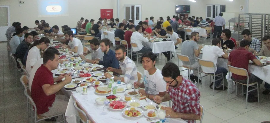 İYC’de gelenek bozulmadı