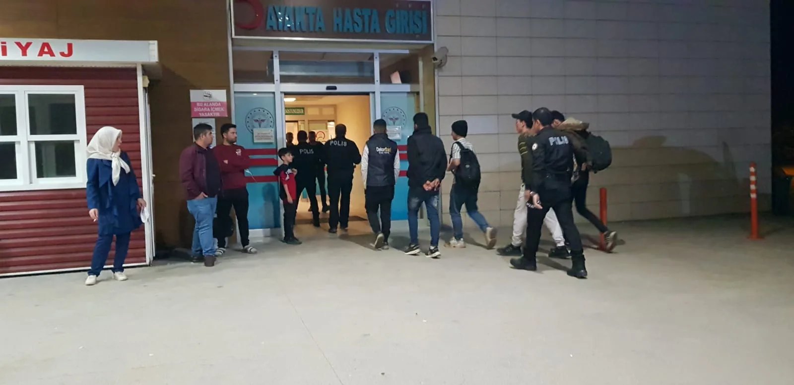 İnegöl'de kaçak göçmenler bir bir gönderiliyor