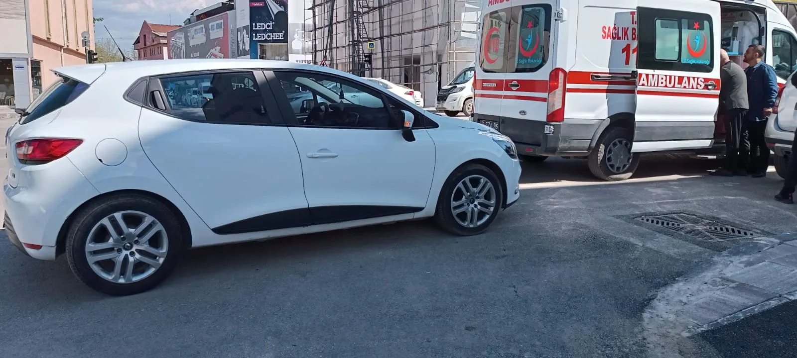 Kazada yaralandı