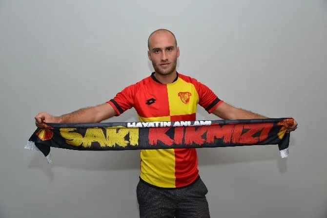 Doğa Kaya Futbolu Bırakma Kararı Aldı