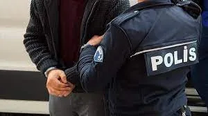 Polisten kaçan zanlılar 20 kilometrelik takibin ardından yakalandı
